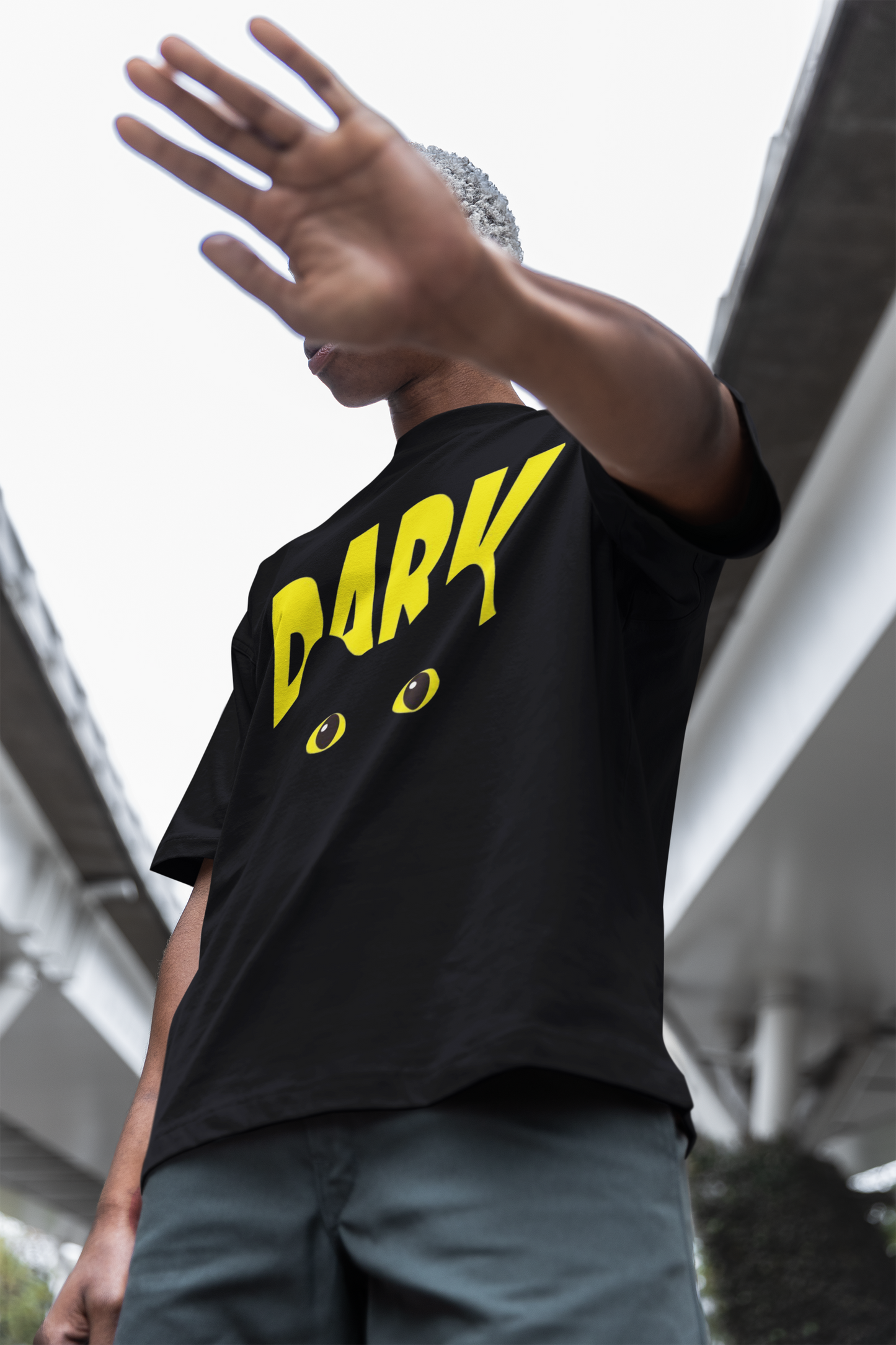 Dark - Oversized Tee vibrantvest